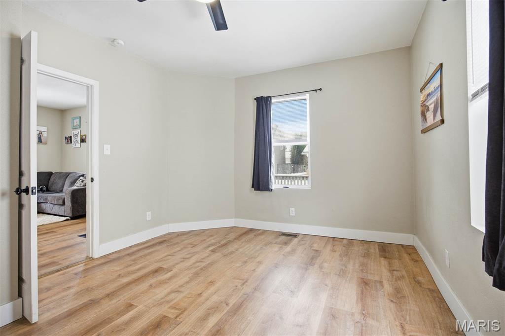 607 Pine Street Highland, IL 62249 - Photo 13 of 35