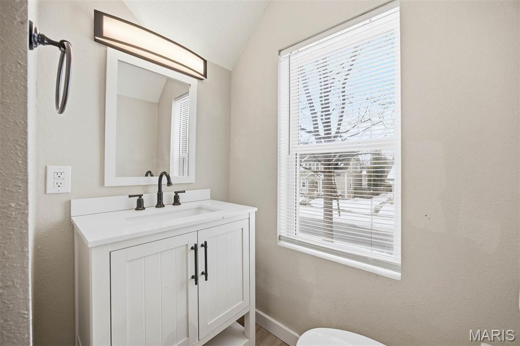 607 Pine Street Highland, IL 62249 - Photo 20 of 35