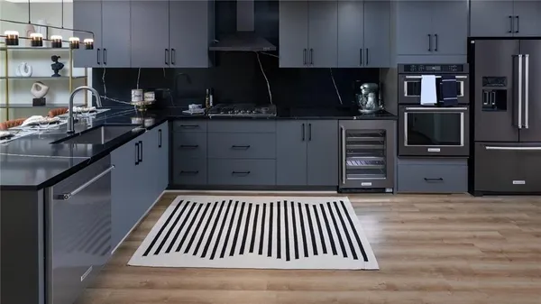 $2,714 | 161 Peachtree Center Avenue Northeast, Unit 2X2, Atlanta, GA 30303