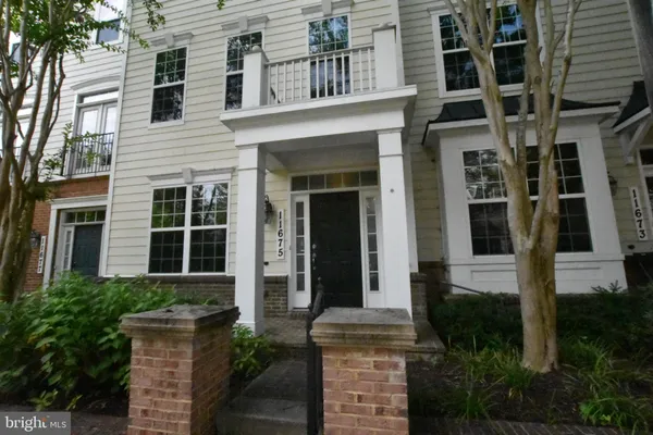 $2,900 | 11675 Leesborough Circle, Silver Spring, MD 20902