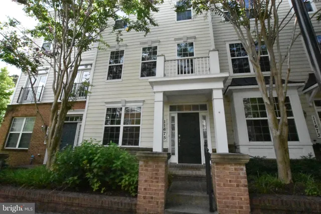 $3,000 | 11675 Leesborough Circle, Silver Spring, MD 20902