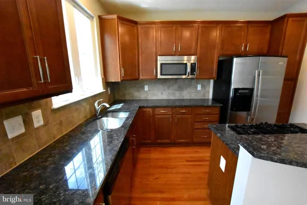 $2,900 | 11675 Leesborough Circle, Silver Spring, MD 20902