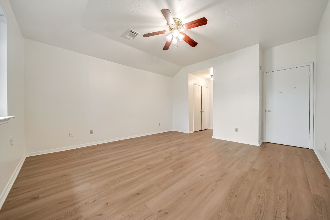 24006 Goodfellow Drive Spring, TX 77373 - Photo 11 of 30 Primary bedroom