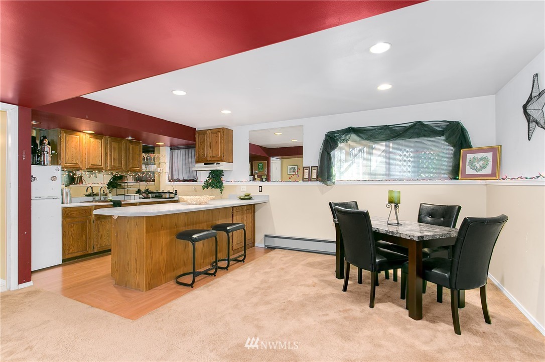 1503 Index Avenue Southeast Renton, WA 98058 - Photo 17 of 24 Gallery Image 17