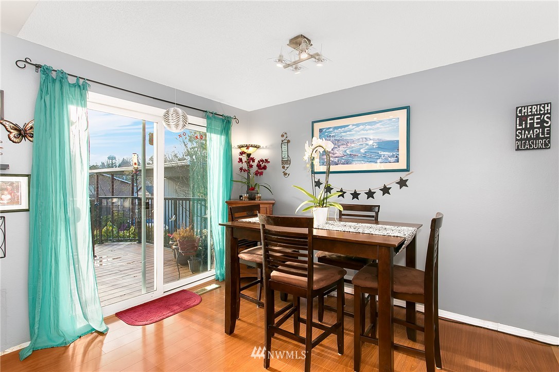 1503 Index Avenue Southeast Renton, WA 98058 - Photo 8 of 24 Gallery Image 8