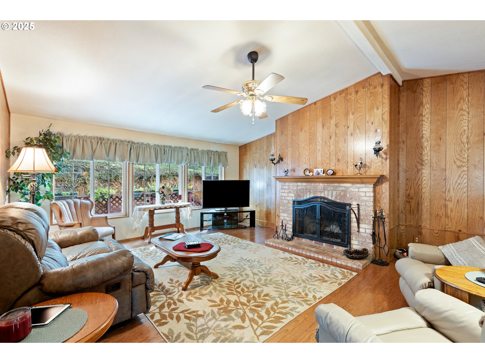 1941 Byron Creek Road Winston, OR 97496 - Photo 8 of 48