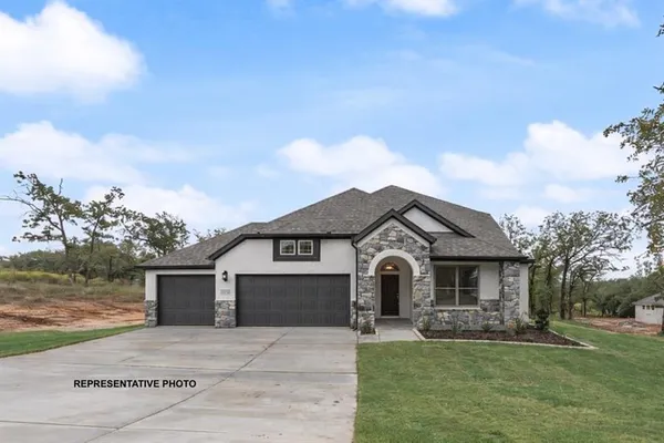 $525,000 | 143 Rj Smith Drive, Boyd, TX 76023