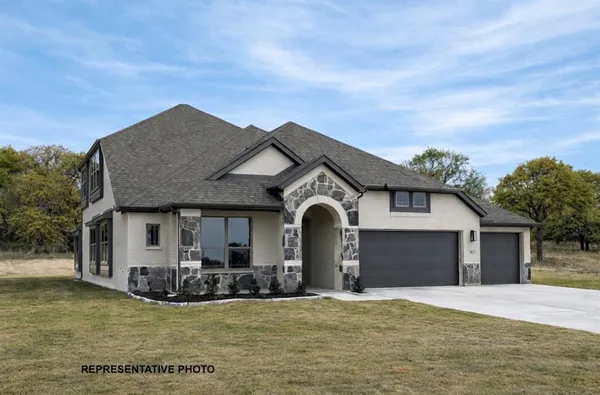 $519,990 | 143 Rj Smith Drive, Boyd, TX 76023