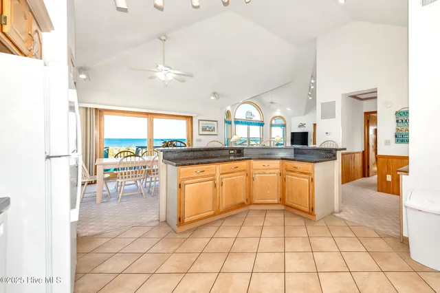 $2,195,000 | 721 Crown Point Road, Corolla, NC 27927