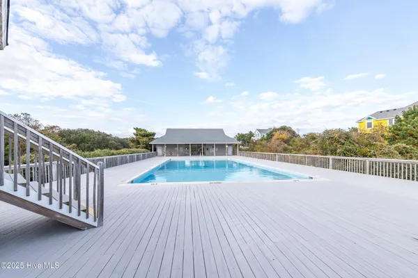 $2,195,000 | 721 Crown Point Road, Corolla, NC 27927