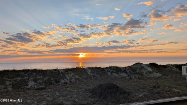 $2,195,000 | 721 Crown Point Road, Corolla, NC 27927