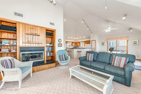 $2,195,000 | 721 Crown Point Road, Corolla, NC 27927