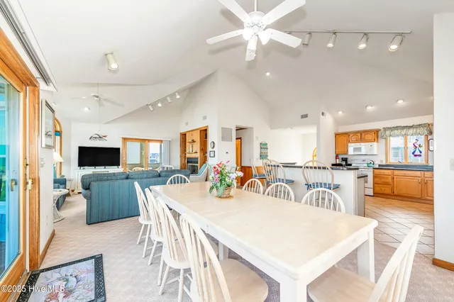 $2,195,000 | 721 Crown Point Road, Corolla, NC 27927