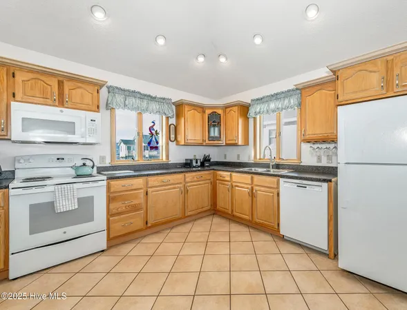 $2,195,000 | 721 Crown Point Road, Corolla, NC 27927