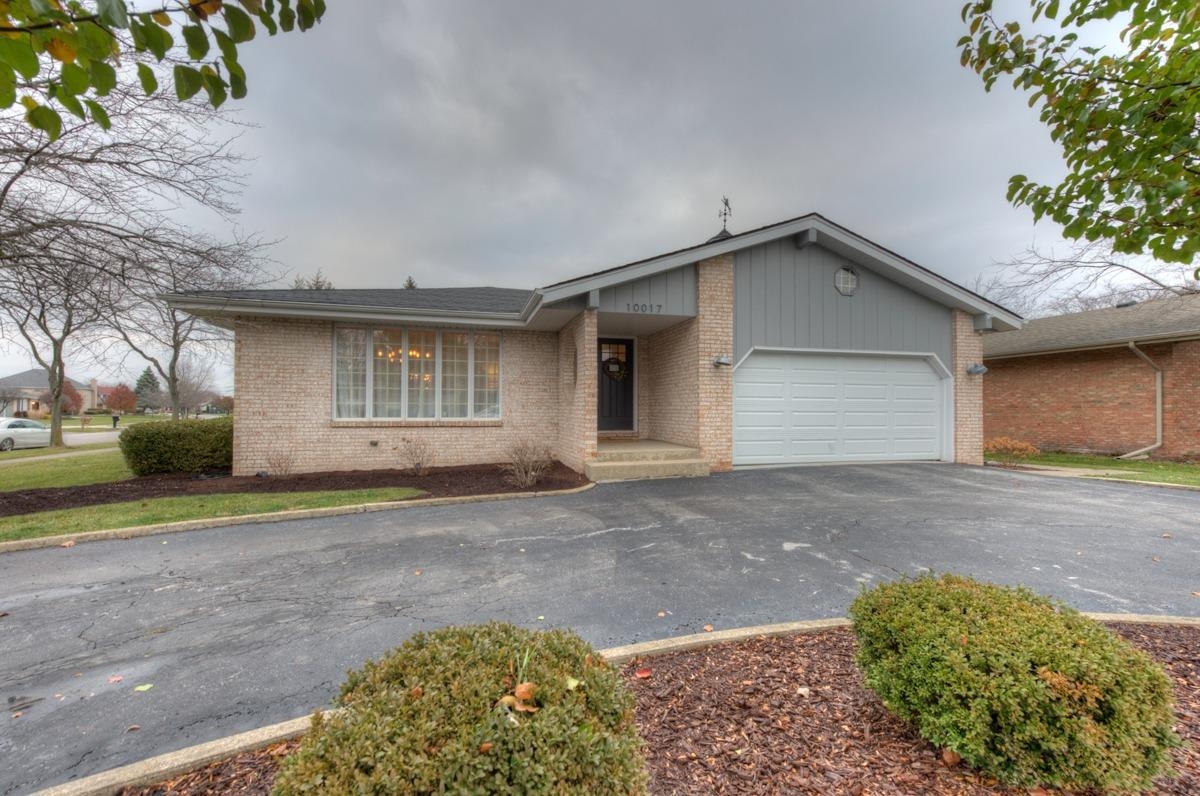 10017 Redbud Road Munster, IN 46321 - Photo 1 of 10 1200x796