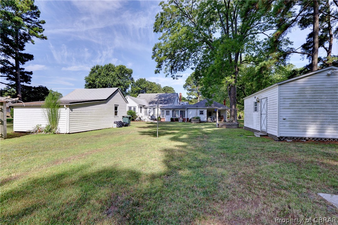 722 Yorktown Road Poquoson, VA 23662 - Photo 11 of 48
