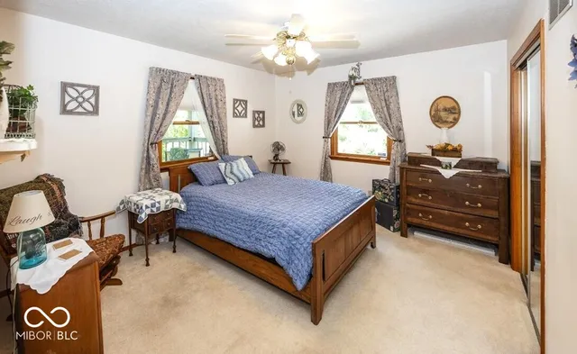 $455,900 | 8546 North Chickadee Drive, Morgantown, IN 46160