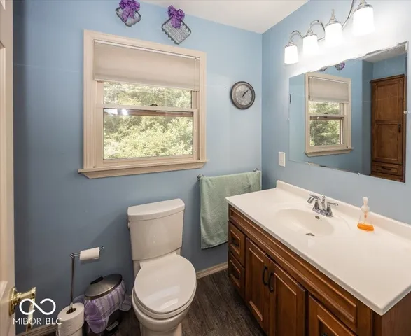 $455,900 | 8546 North Chickadee Drive, Morgantown, IN 46160