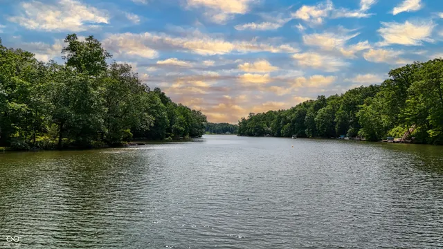 $455,900 | 8546 North Chickadee Drive, Morgantown, IN 46160