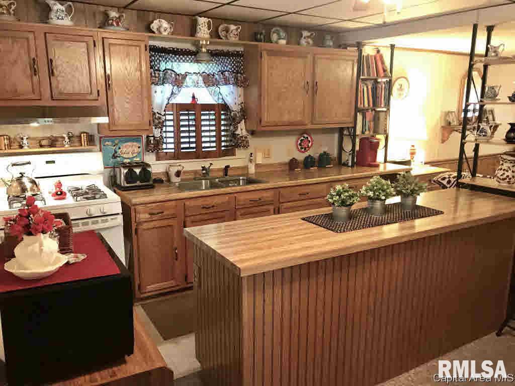 102 East Union Street Virginia, IL 62691 - Photo 12 of 36 Gallery Image 12