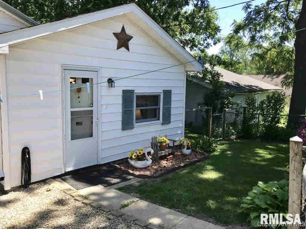 102 East Union Street Virginia, IL 62691 - Photo 27 of 36 Gallery Image 27