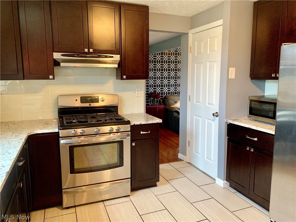 7925 Bellflower Road Mentor, OH 44060 - Photo 14 of 33 Gallery Image 14