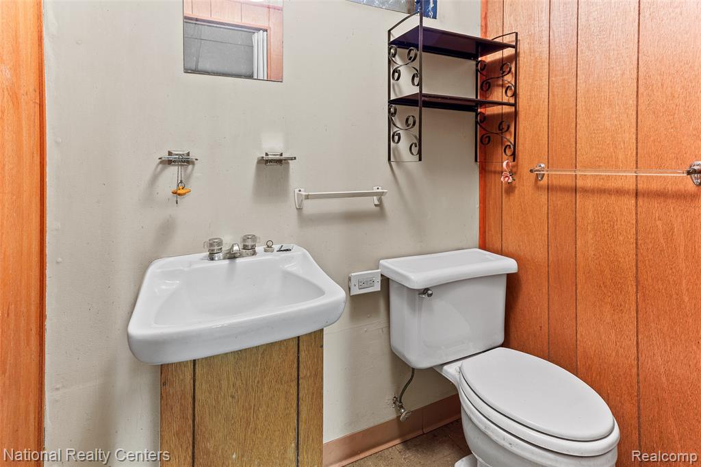11655 Shorecrest South Lyon, MI 48178 - Photo 31 of 51 Gallery Image 31