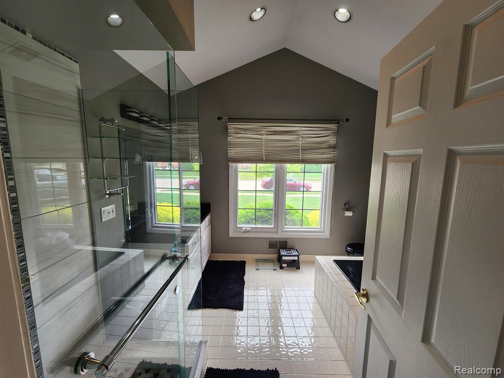 34246 Pioneer Road Fraser, MI 48026 - Photo 21 of 36