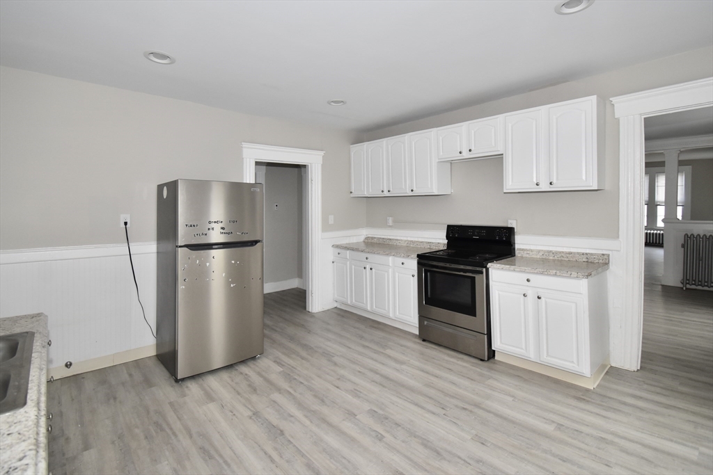58-60 Howes Street Springfield, MA 01118 - Photo 14 of 32