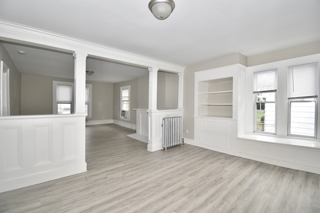 58-60 Howes Street Springfield, MA 01118 - Photo 8 of 32