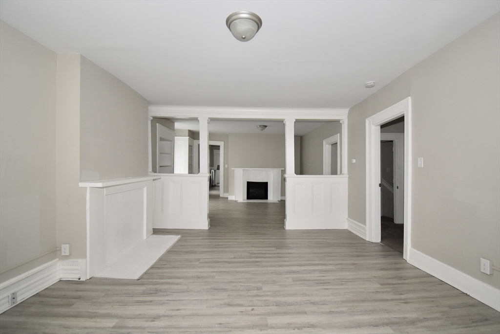 58-60 Howes Street Springfield, MA 01118 - Photo 9 of 32
