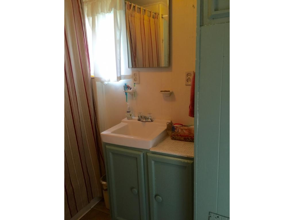 5513 Guest River Road Norton, VA 24273 - Photo 19 of 24 Bathroom