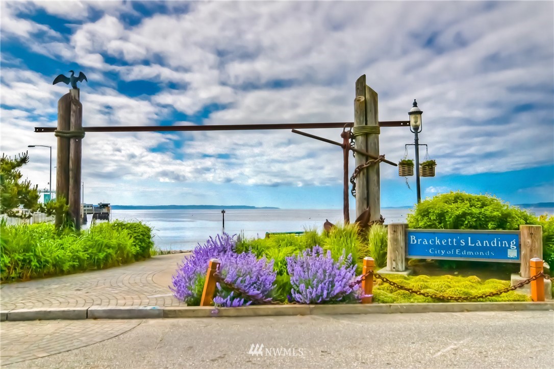 618 Bell Street Edmonds, WA 98020 - Photo 18 of 24