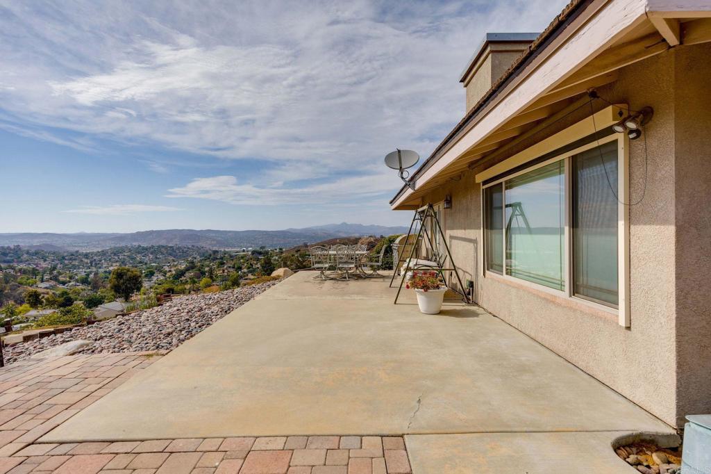 8618 Sky Rim Drive Lakeside, CA 92040 - Photo 18 of 69