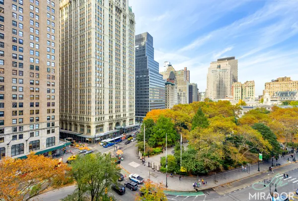 $3,900 | 15 Park Row, Unit 7O | Financial District