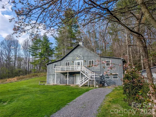 $265,000 | 65 Happy Hollow, Green Mountain, NC 28740