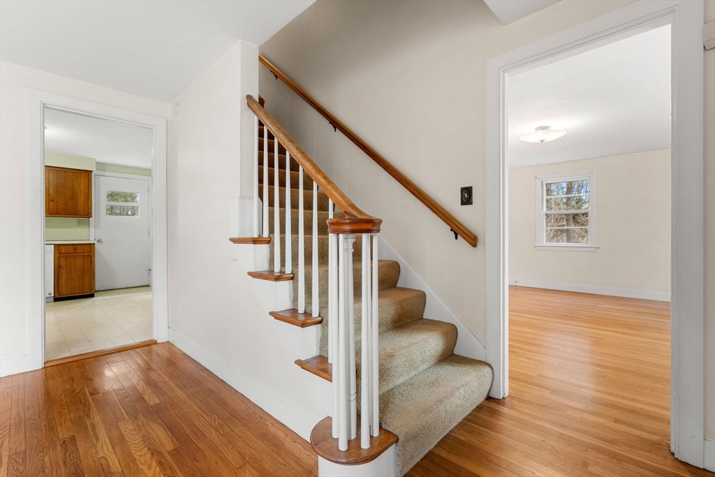 6 West Shore Road Merrimac, MA 01860 - Photo 17 of 39
