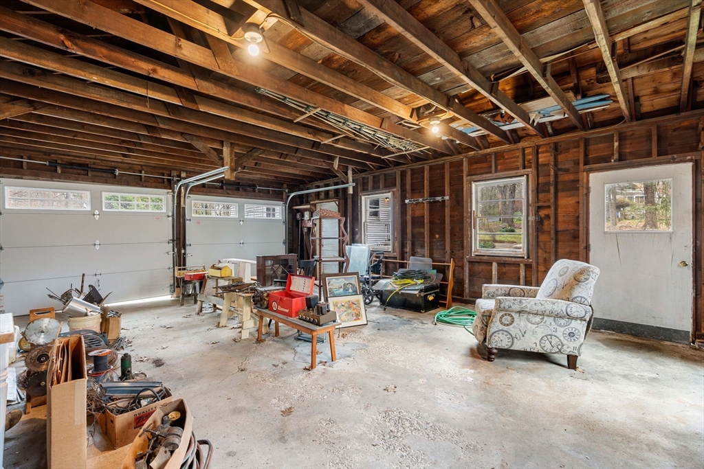 6 West Shore Road Merrimac, MA 01860 - Photo 23 of 39