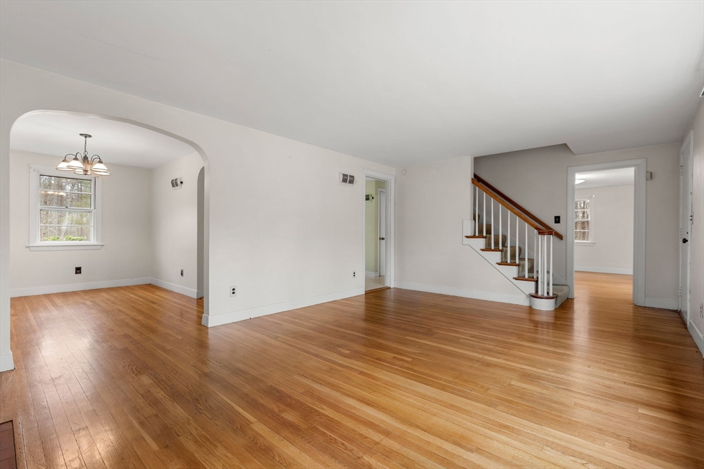 6 West Shore Road Merrimac, MA 01860 - Photo 6 of 39