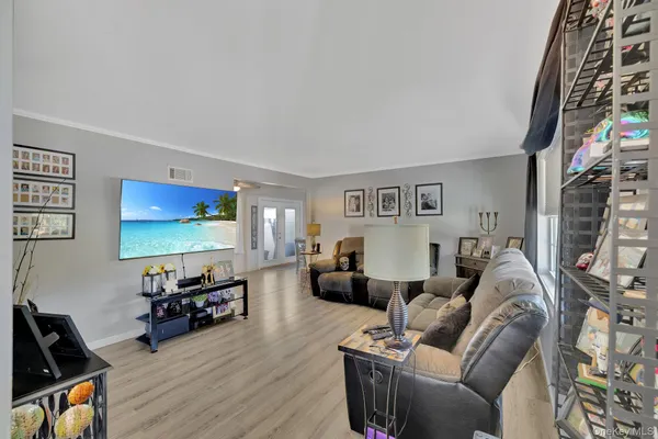 $430,000 | 14 West Dogwood Drive, Poughkeepsie, NY 12601