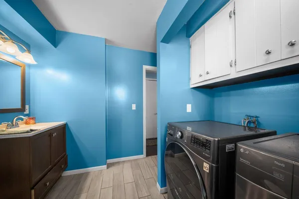 $385,000 | 4154 Sand Creek Drive Northwest, Grand Rapids, MI 49544