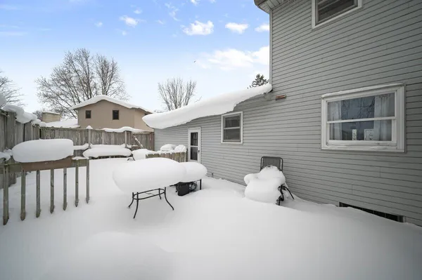 $385,000 | 4154 Sand Creek Drive Northwest, Grand Rapids, MI 49544