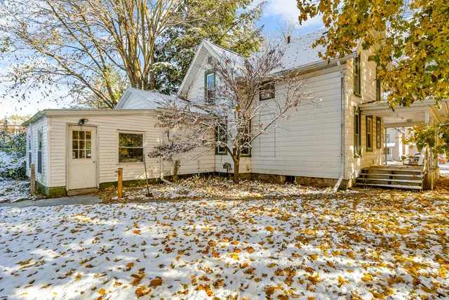 $135,000 | 902 Fleming Avenue, Jackson, MI 49202