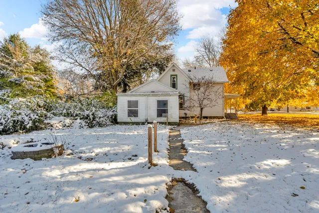 $135,000 | 902 Fleming Avenue, Jackson, MI 49202