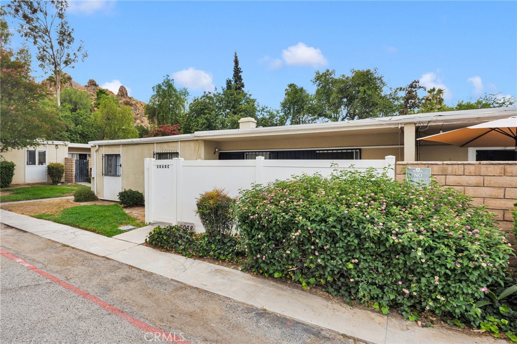 3068 Panorama Road, Unit C Riverside, CA 92506 - Photo 2 of 26