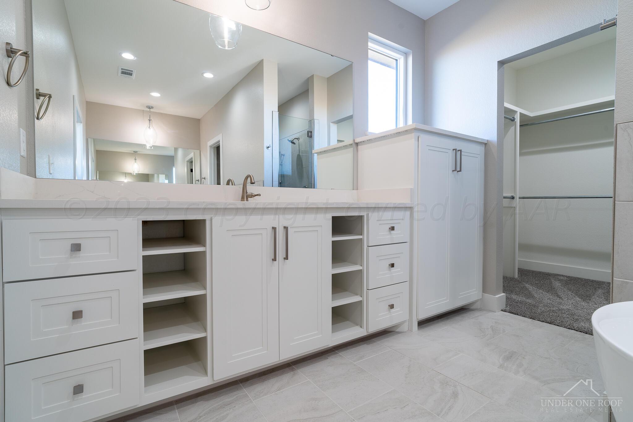 3951 Whitetail Springs Road Amarillo, TX 79119 - Photo 26 of 46 Master Bath
