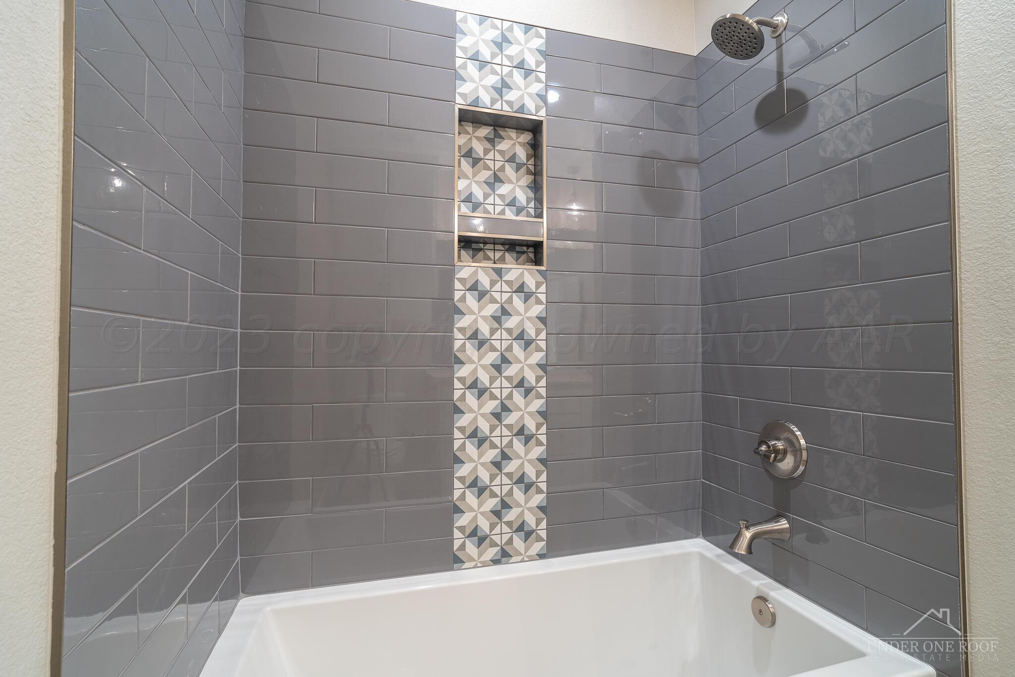 3951 Whitetail Springs Road Amarillo, TX 79119 - Photo 40 of 46 Guest Bath