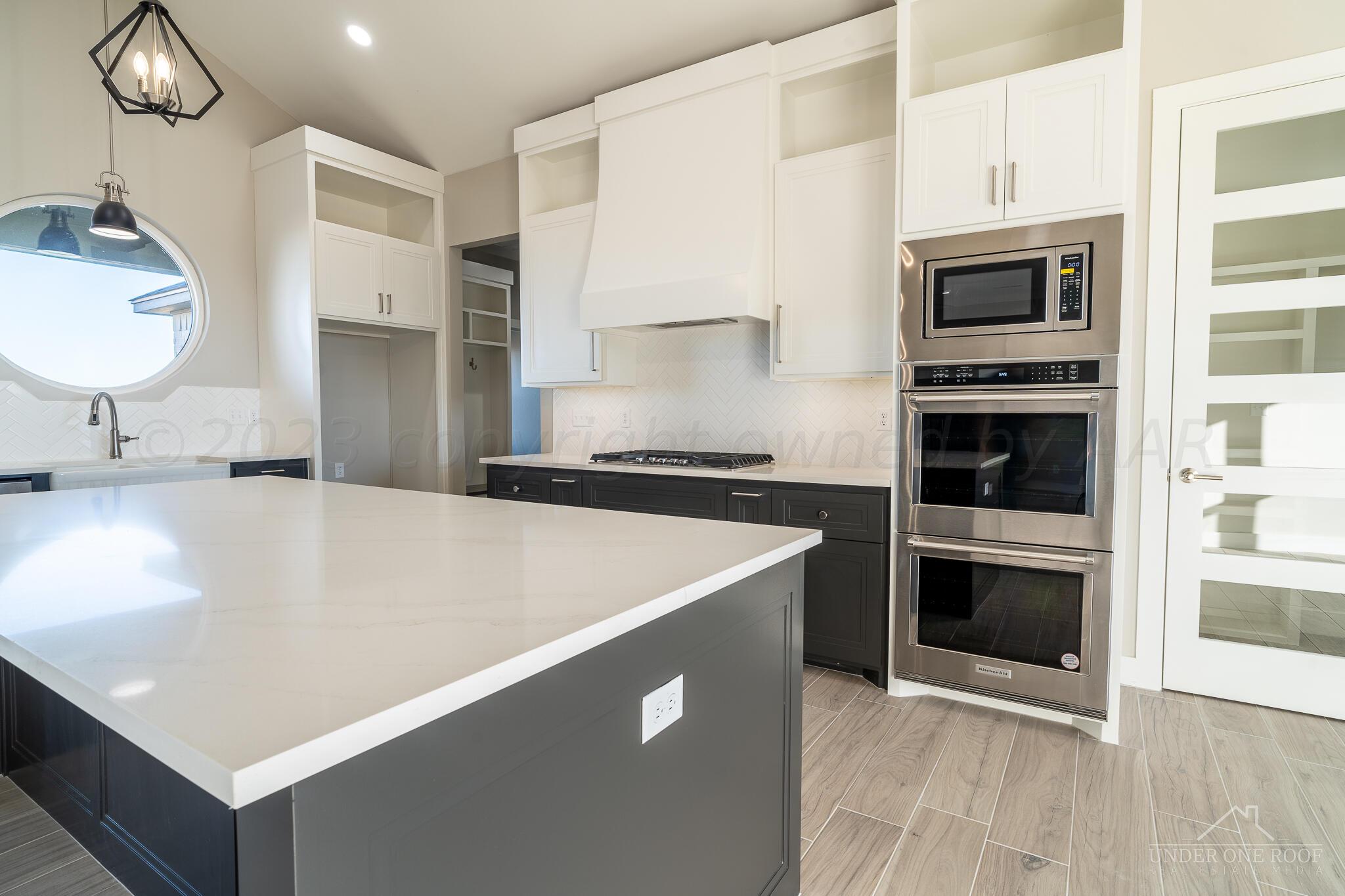 3951 Whitetail Springs Road Amarillo, TX 79119 - Photo 8 of 46 Kitchen