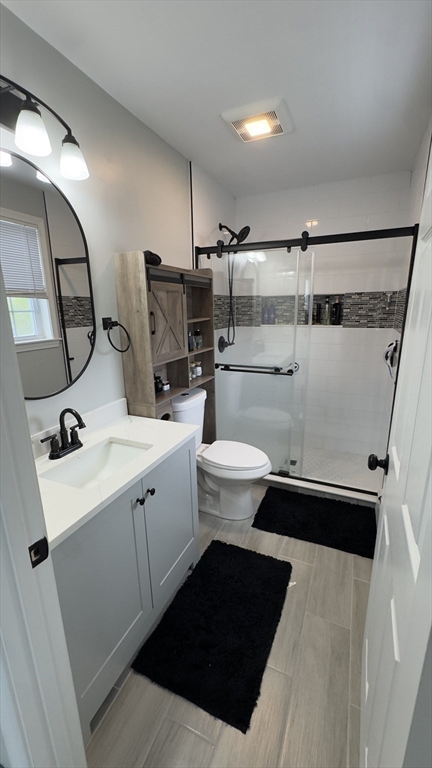 9 Hall Street Webster, MA 01570 - Photo 20 of 37