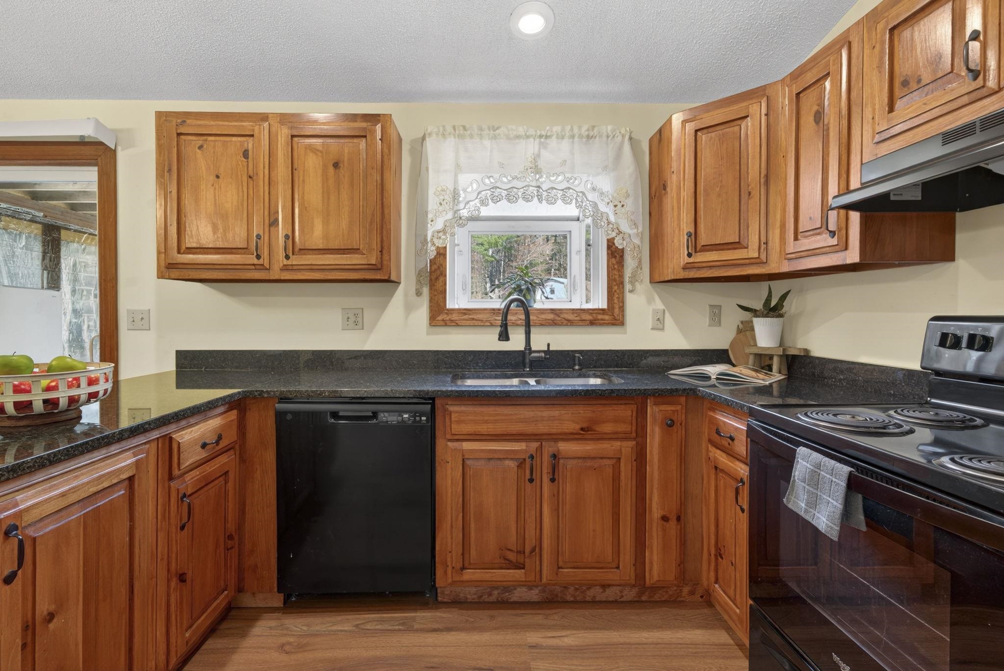 73 Mt Delight Road Deerfield, NH 03037 - Photo 6 of 42 Gallery Image 6